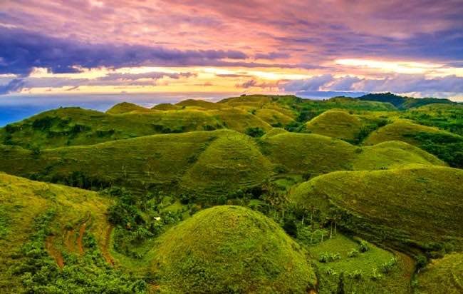 teletubbies hill penida bali source indonesia tourism.com 11zon