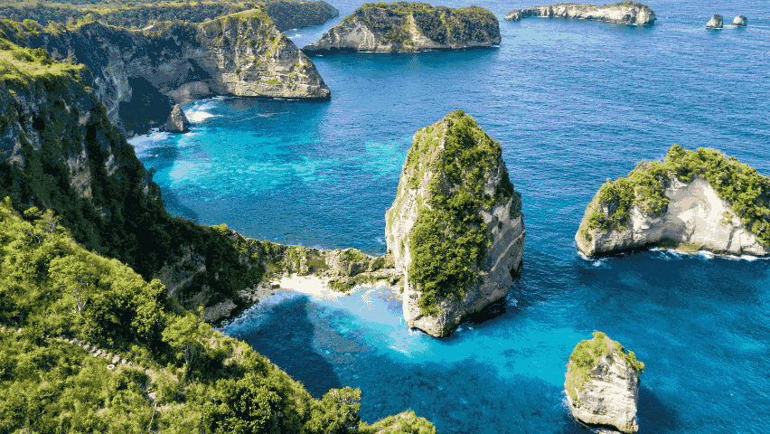 Villa Nusa Penida – Your Romantic Escape in Bali’s Hidden Paradise 2 pulau nusa penida 11zon