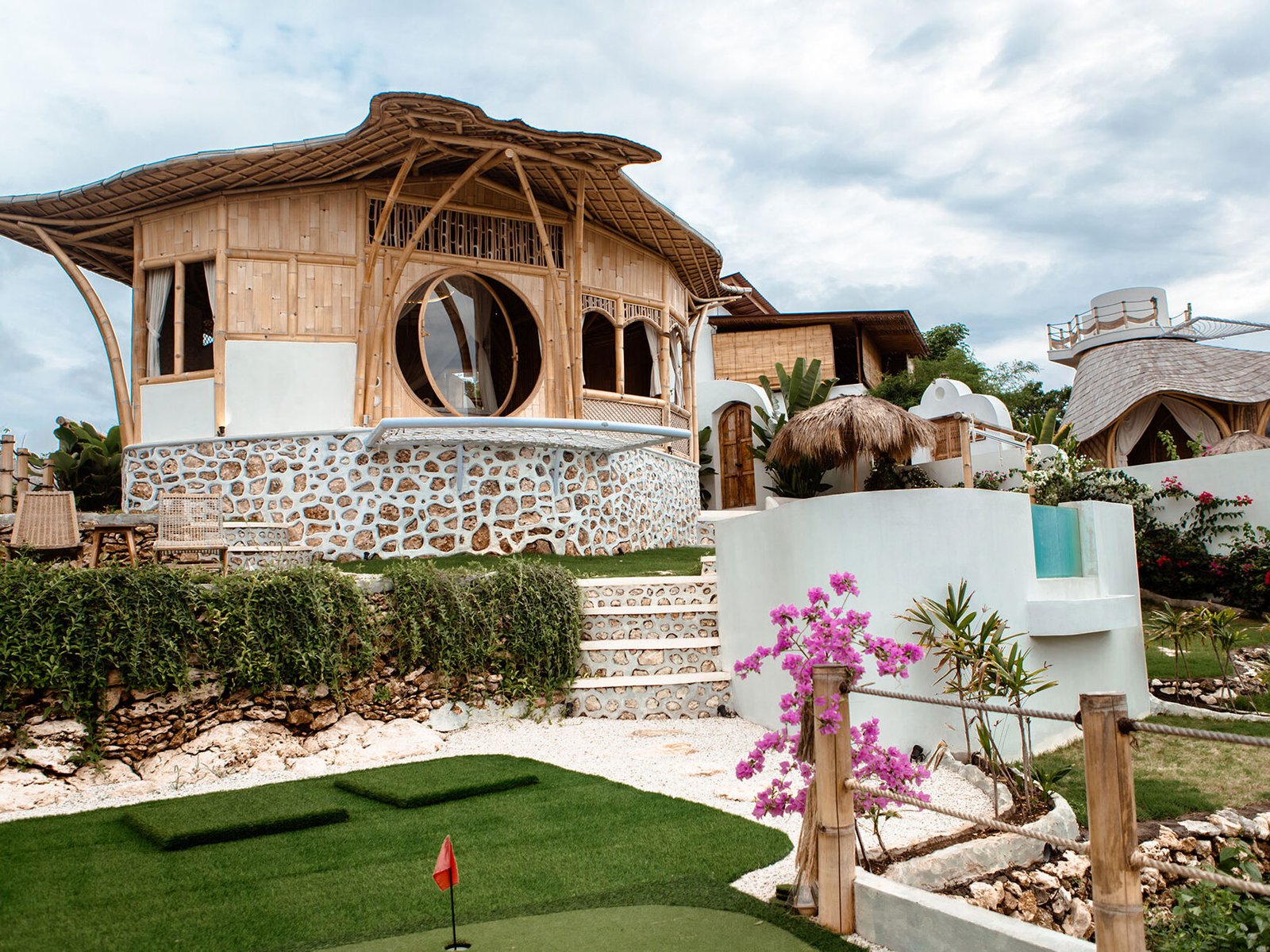 best-villas-in-bali-for-couples-camanta-penida